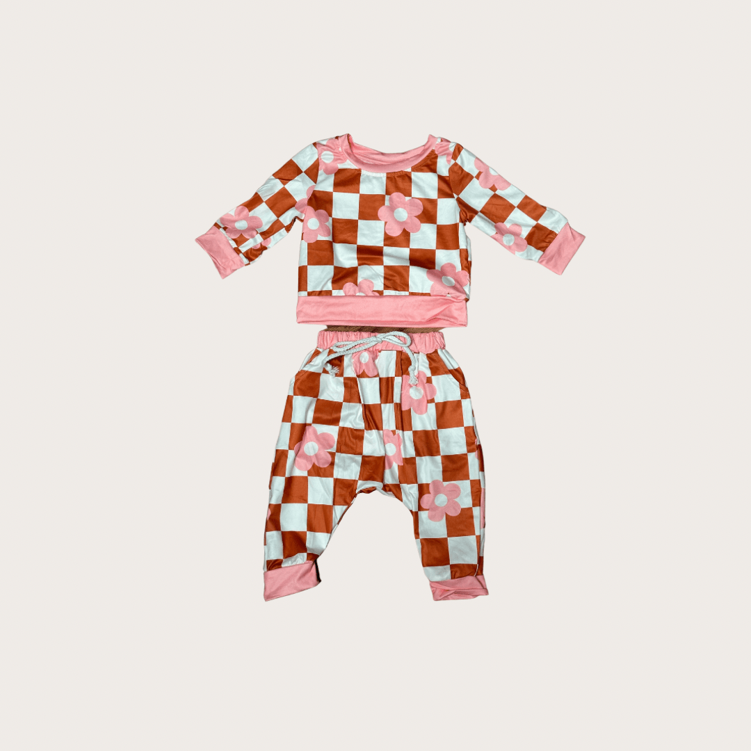 CHECKERS AND FLOWERS