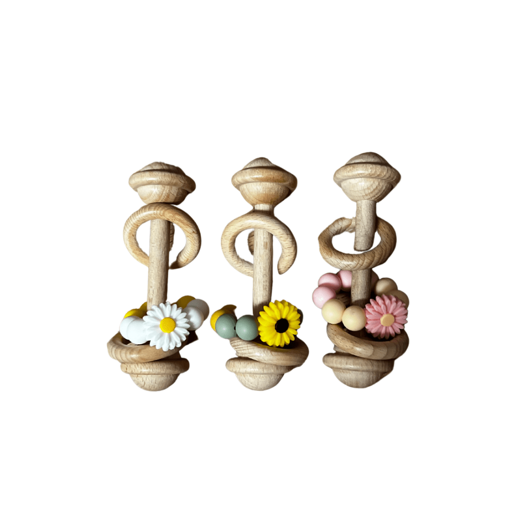 SILICONE & BEECH WOOD DAISY RATTLE