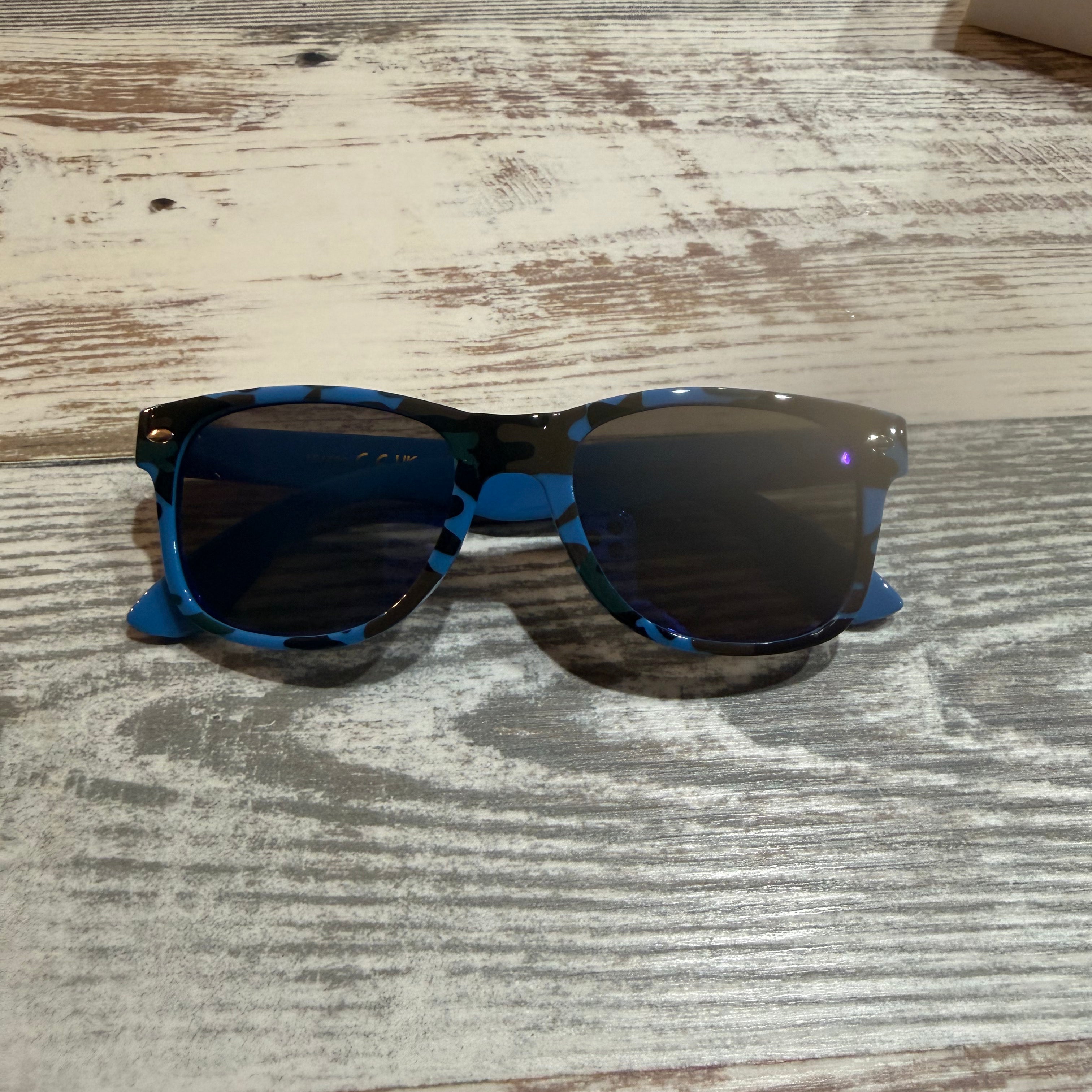 CAMO PATTERN SUNGLASSES